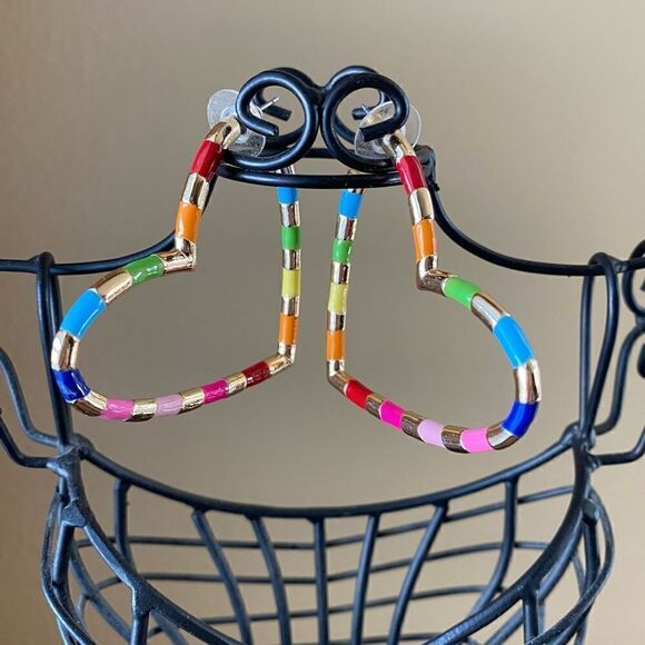 Gold & Multicolored Heart Hoop Pierced Earrings. Excellent Condition! - Picture 4 of 4